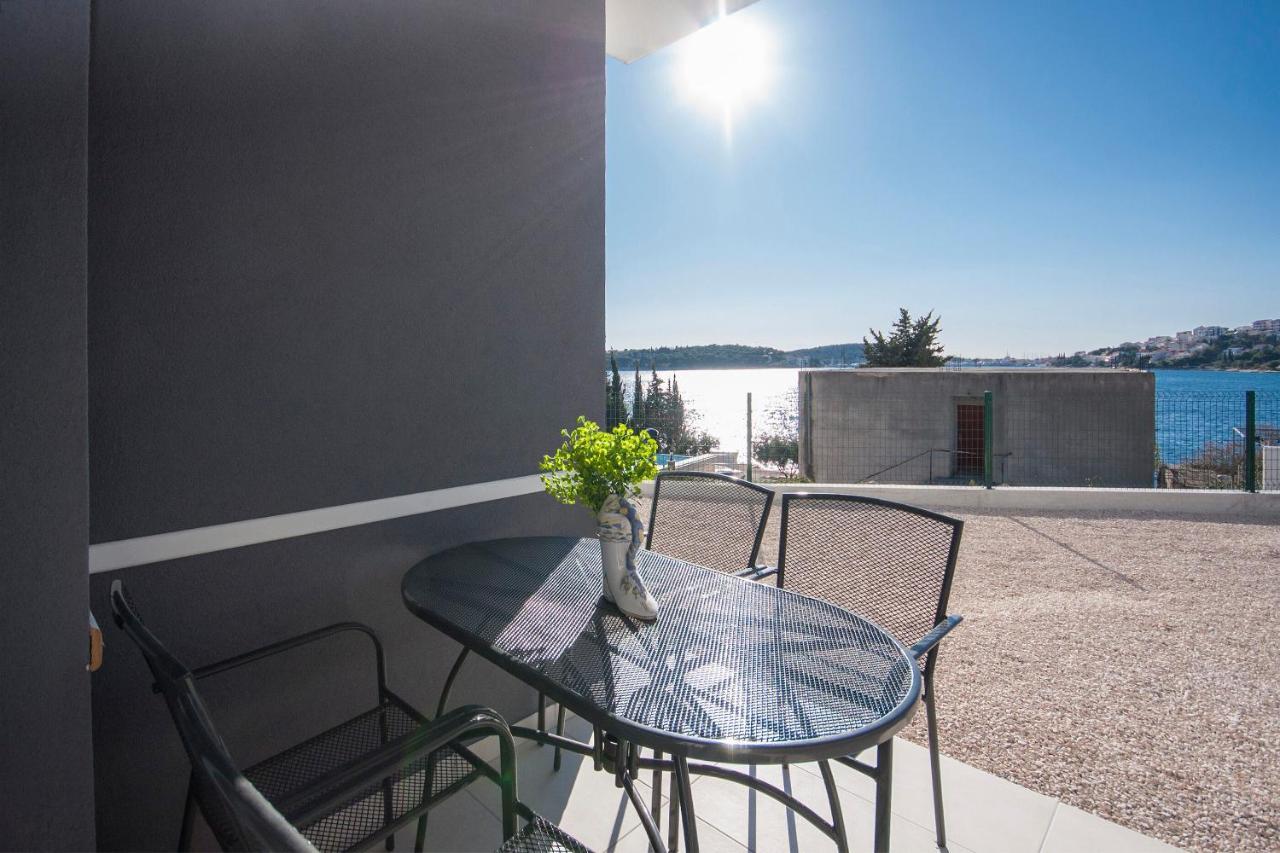 Apartments Osti Rogoznica  Εξωτερικό φωτογραφία