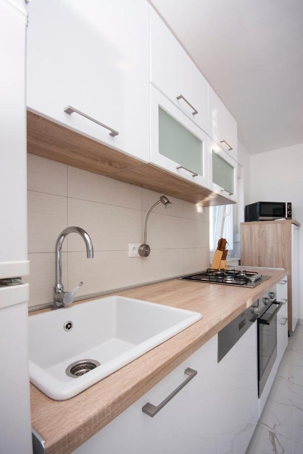 Apartments Osti Rogoznica  Εξωτερικό φωτογραφία