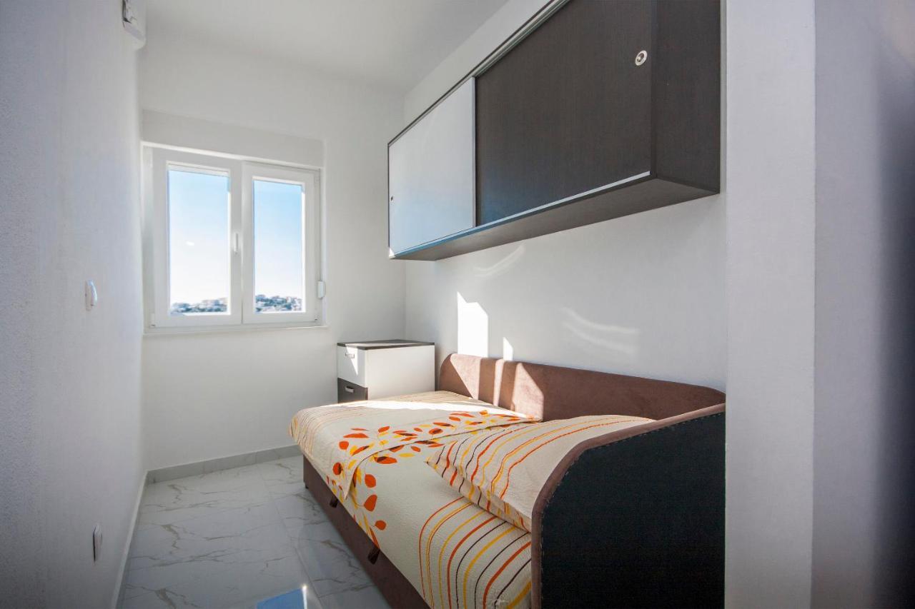 Apartments Osti Rogoznica  Εξωτερικό φωτογραφία