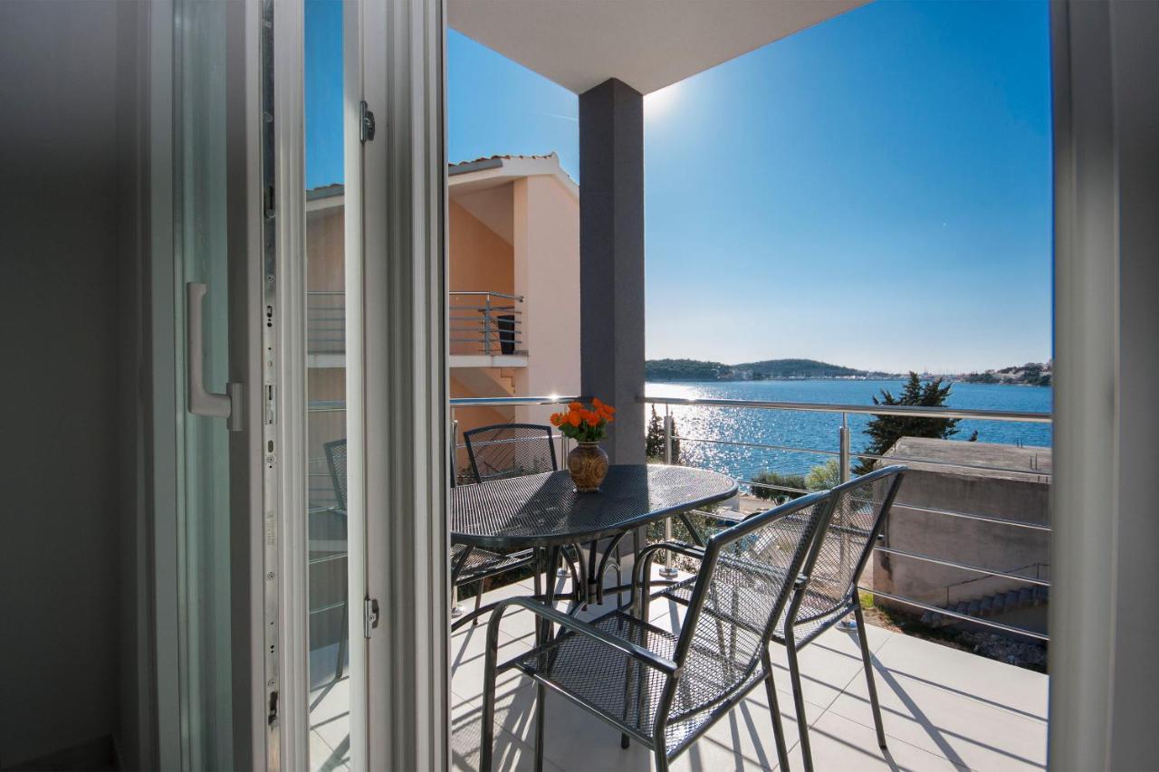 Apartments Osti Rogoznica  Εξωτερικό φωτογραφία