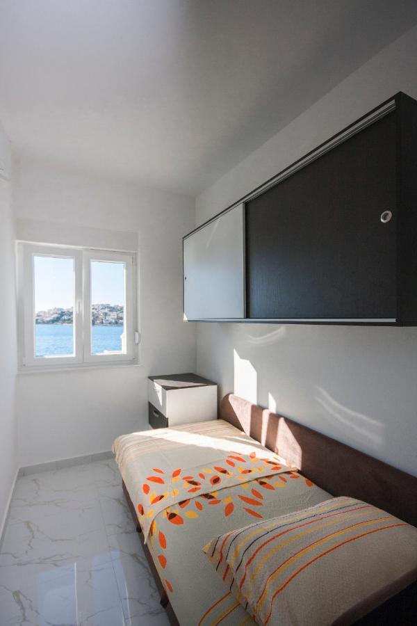 Apartments Osti Rogoznica  Εξωτερικό φωτογραφία